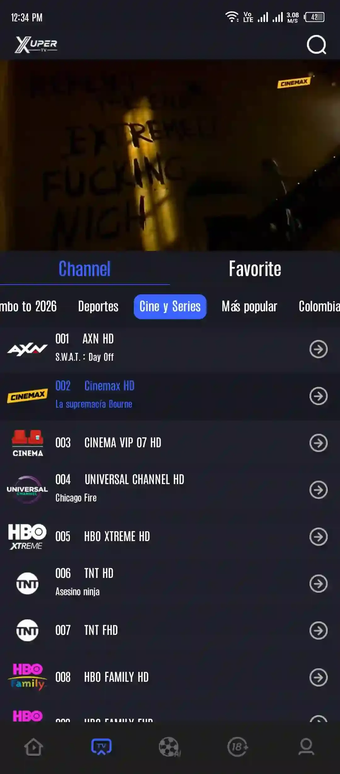 Descarga del archivo APK de Xuper TV en curso en un móvil Android